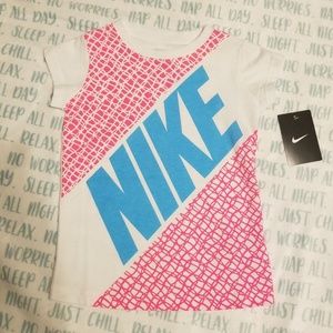 Nike T-Shirt